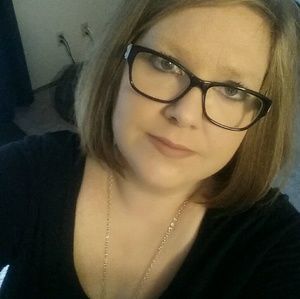 Meet your Posher, Juanita